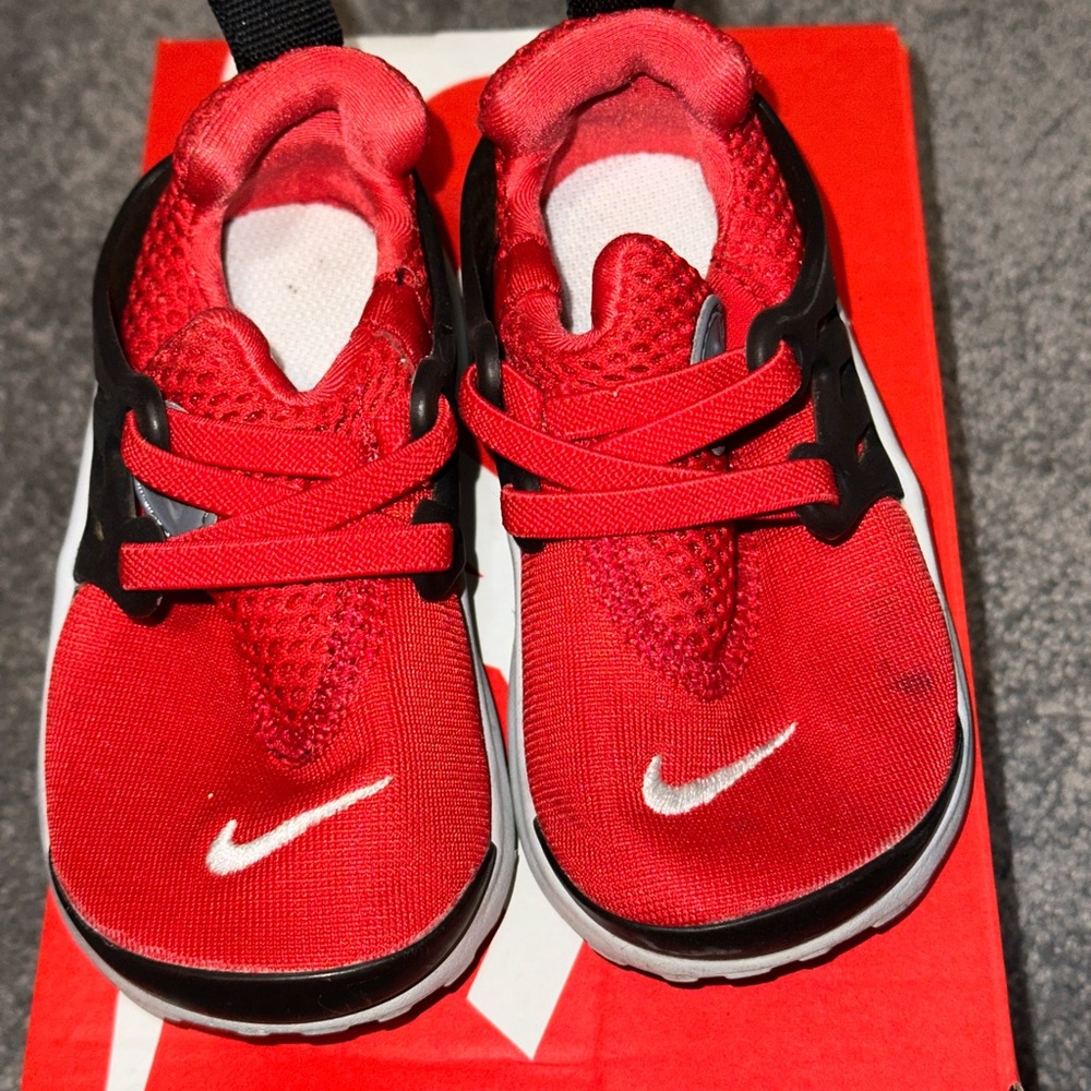 Nike Little Presto Red Sneakers 6c